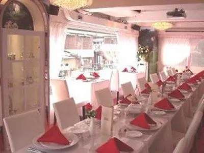 Bridal Tea House Hotel Tai Kok Tsui - Anchor St. Kowloon   Kowloon (Hong Kong)