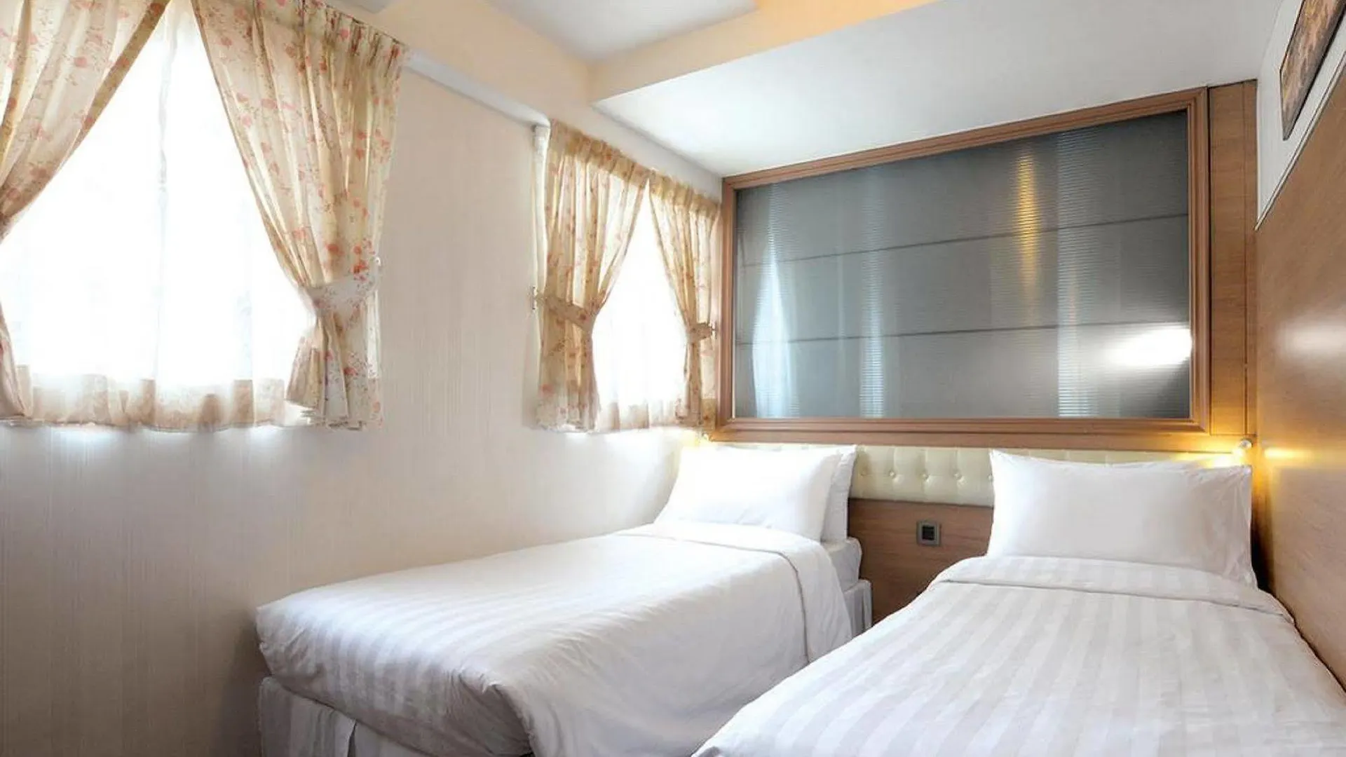 Bridal Tea House Hotel Tai Kok Tsui - Anchor St. Kowloon  3*, Kowloon (Hong Kong) Čína